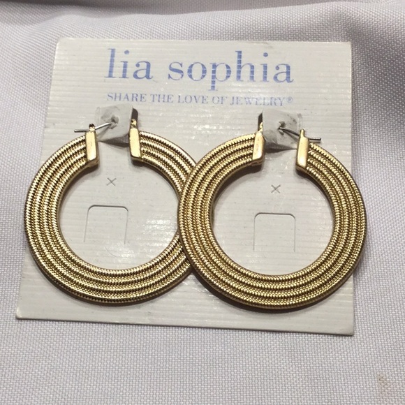 Lia Sophia Jewelry - 3/$30 Lia Sophia featured in Ophra magazine